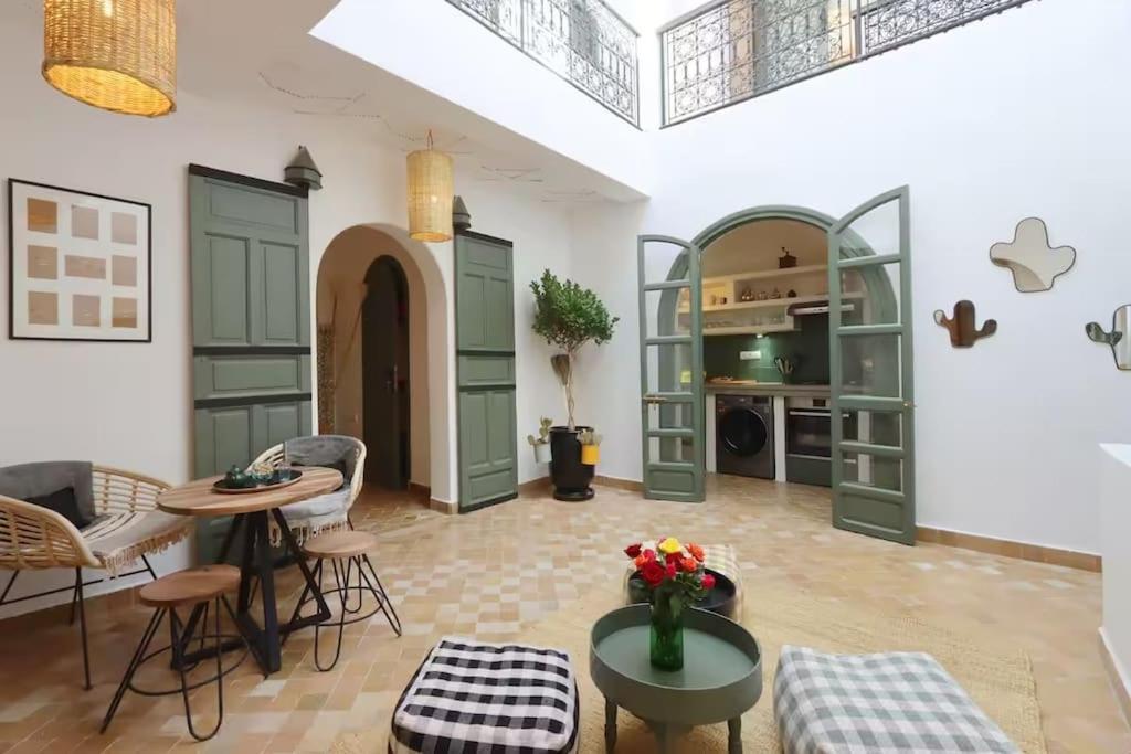 Riad Ptit Kech, Bassin Terrasse - Petits Dejeuners مراكش المظهر الخارجي الصورة