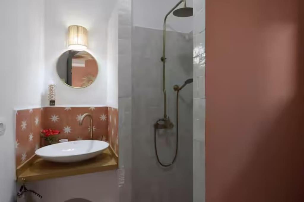 Riad Ptit Kech, Bassin Terrasse - Petits Dejeuners مراكش المظهر الخارجي الصورة